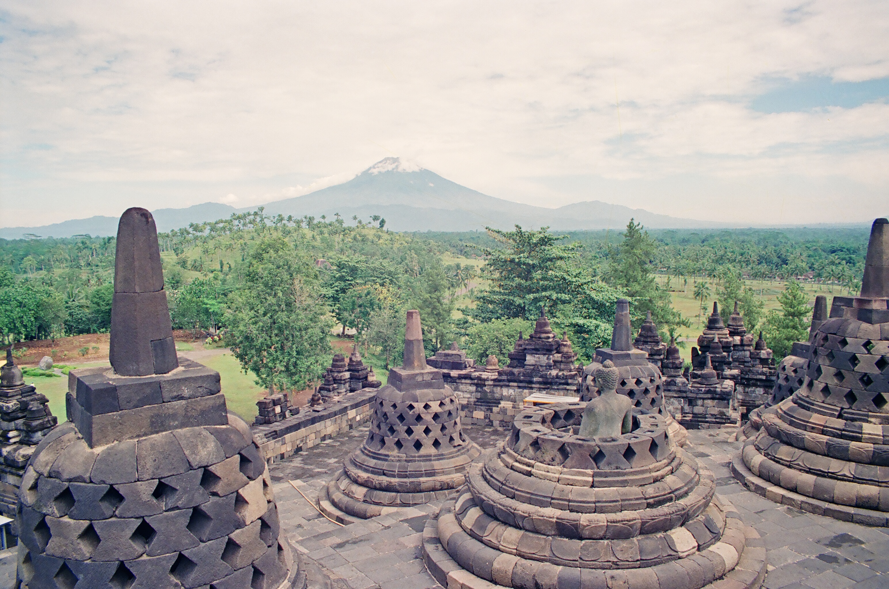 Borobudur, Java , Indonesia (1990)